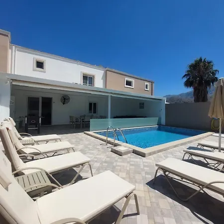 Oniro- Less Than 5-min Walk To Kalivaki Villa