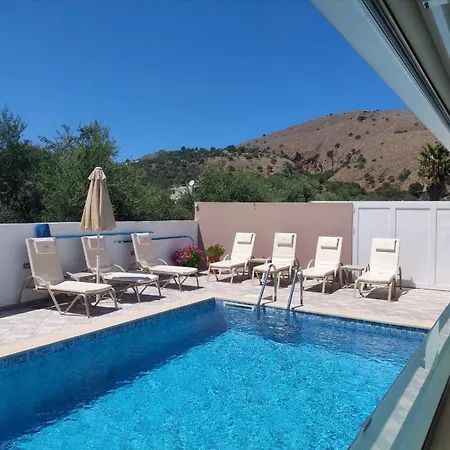 Villa Oniro- Less Than 5-min Walk To Kalivaki